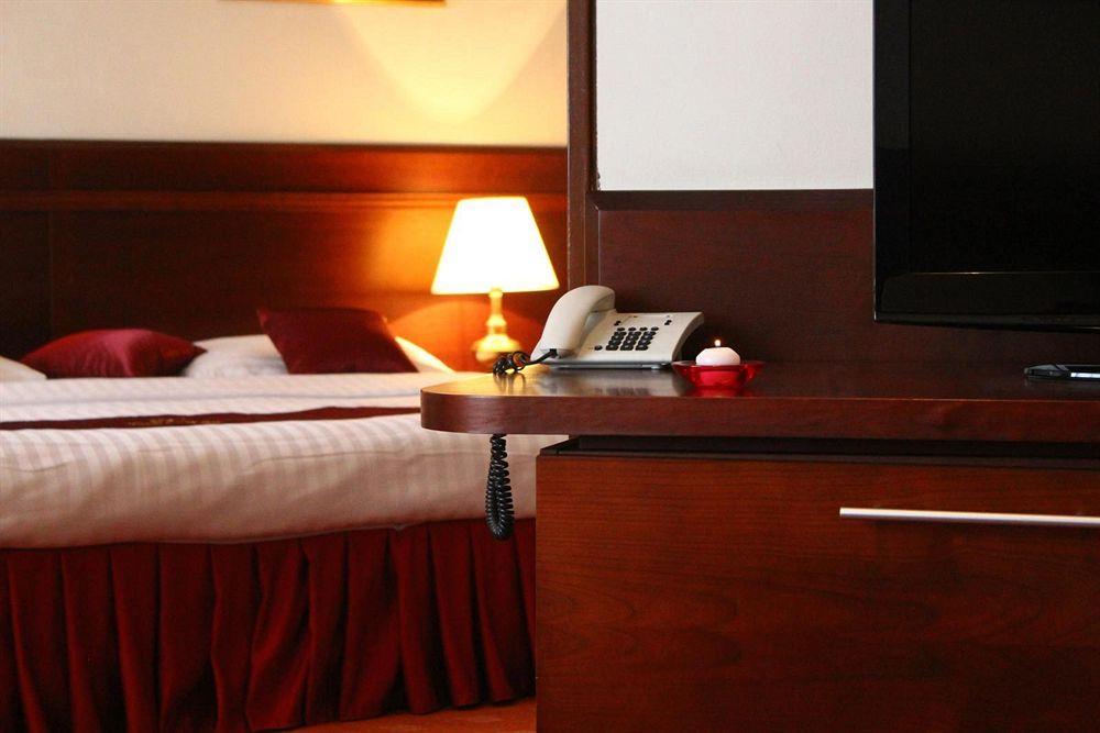 Grand Hotel Zagreb Luaran gambar