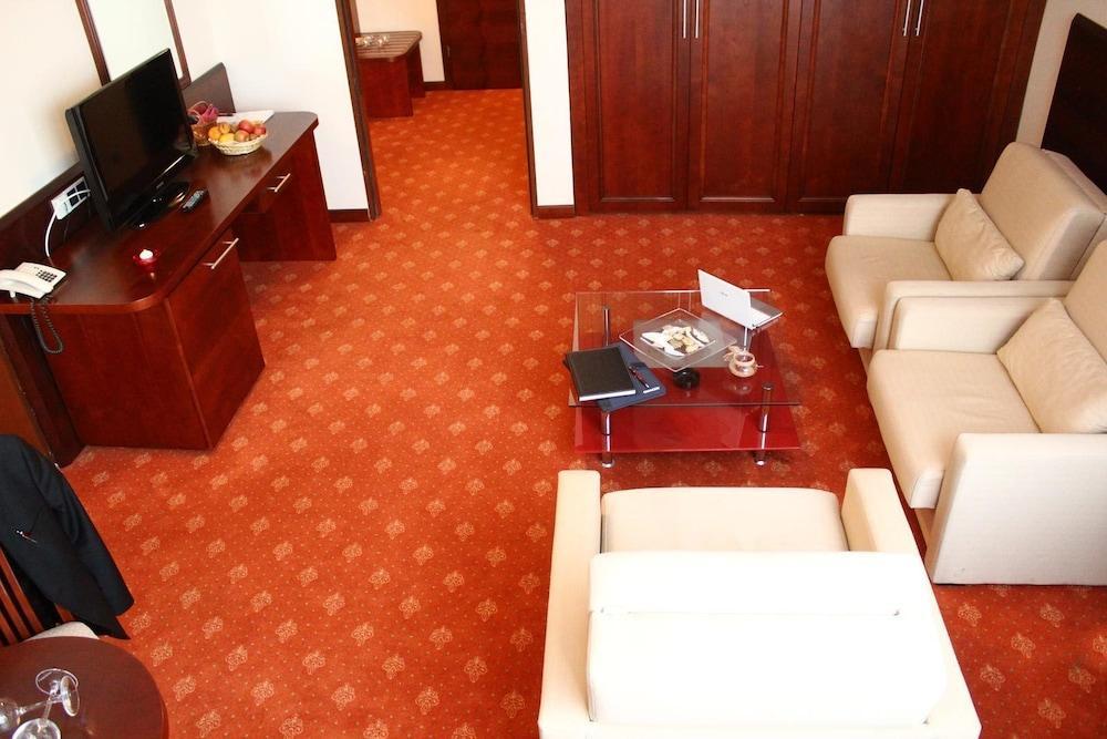 Grand Hotel Zagreb Luaran gambar