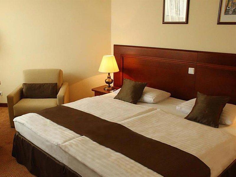Grand Hotel Zagreb Luaran gambar