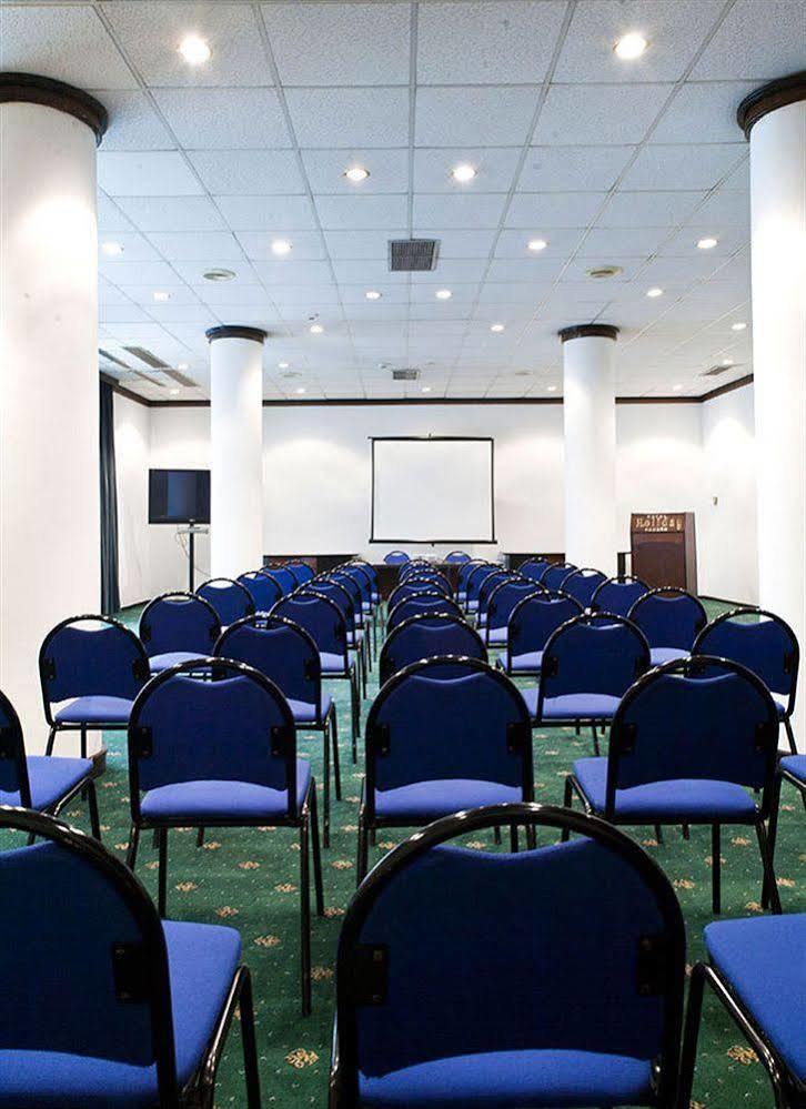 Grand Hotel Zagreb Luaran gambar